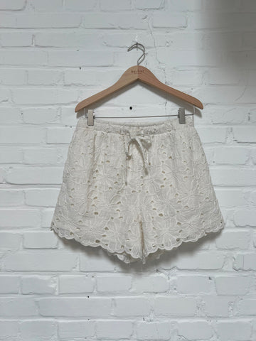 Isa Flower Shorts